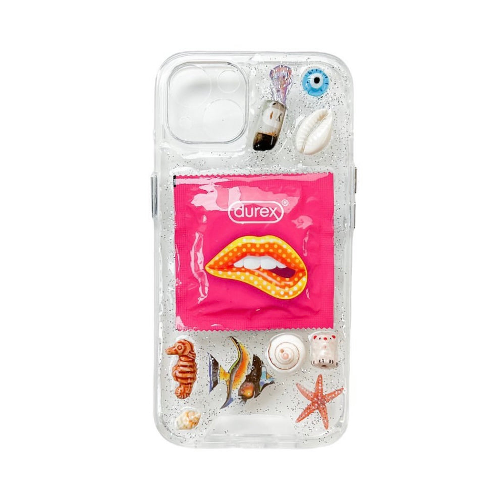 Fundas personalizadas con todos los amuletos incorporados